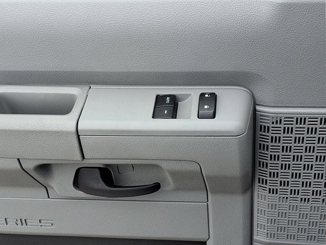 2026 Ford E-Series Cutaway BASE