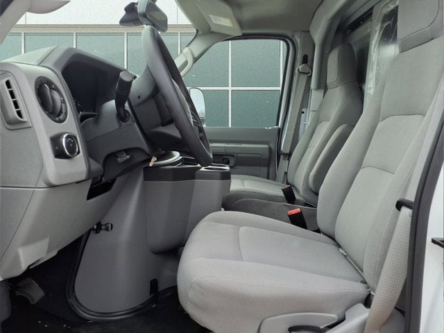 2026 Ford E-Series Cutaway BASE