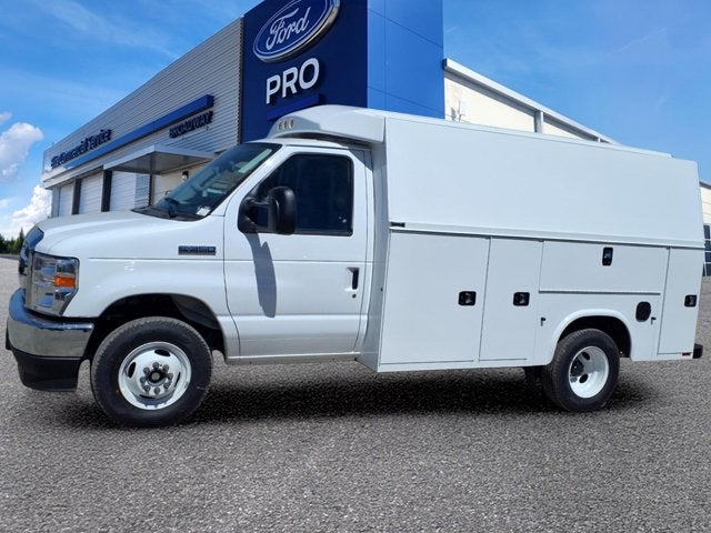2027 Ford E-Series Cutaway E-350 SRW