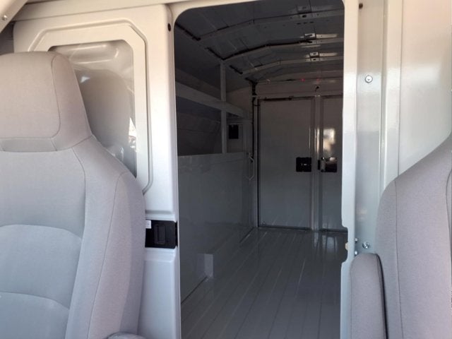 2027 Ford E-Series Cutaway E-350 SRW