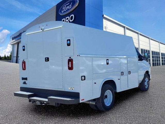 2027 Ford E-Series Cutaway E-350 SRW