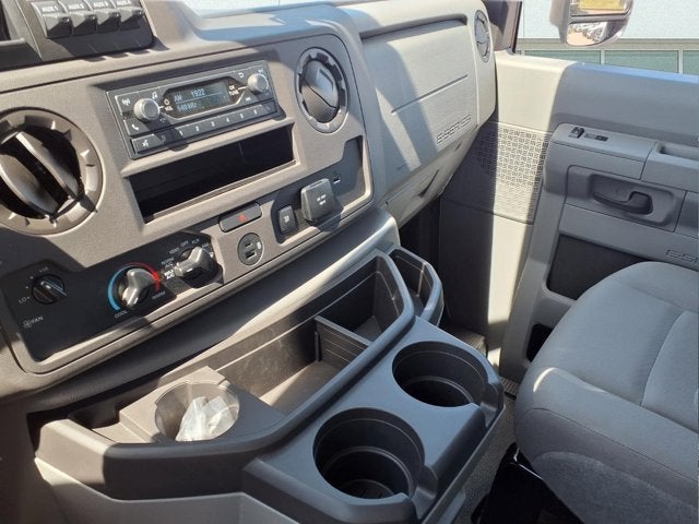 2027 Ford E-Series Cutaway E-350 SRW