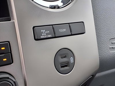 2025 Ford F750 Rollback