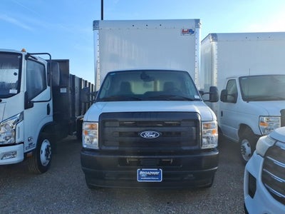 2026 Ford E-Series Cutaway E-450 DRW