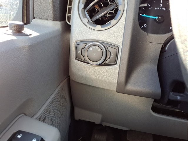 2024 Ford E-Series Cutaway BASE