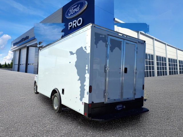 2024 Ford E-Series Cutaway E-450 DRW