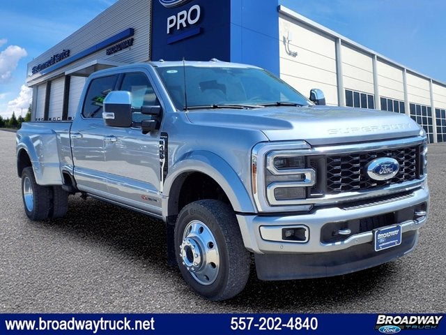 2024 Ford F-450 Platinum 4x4 Crew Cab 8' Box DRW's photo