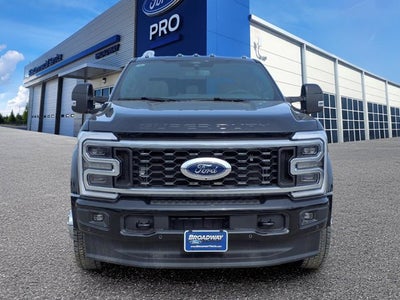 2025 Ford Super Duty F-450 DRW Platinum