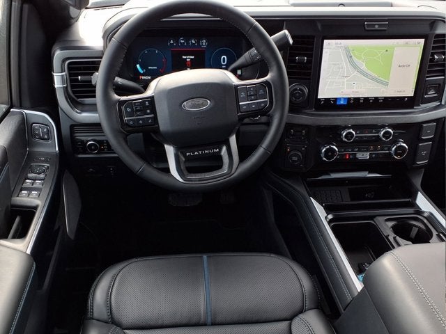 2025 Ford Super Duty F-450 DRW Platinum