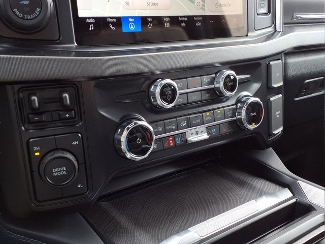 2025 Ford Super Duty F-450 DRW Platinum