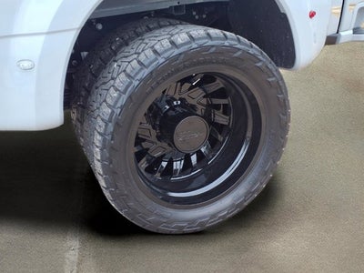 2025 Ford Super Duty F-450 DRW Platinum