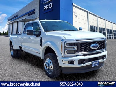 2026 Ford Super Duty F-450 DRW Platinum