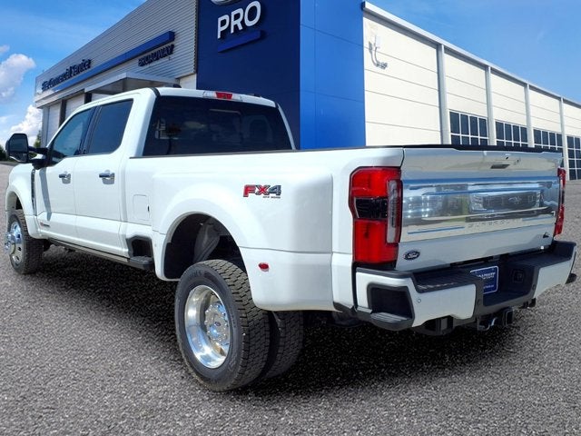 2026 Ford Super Duty F-450 DRW Platinum