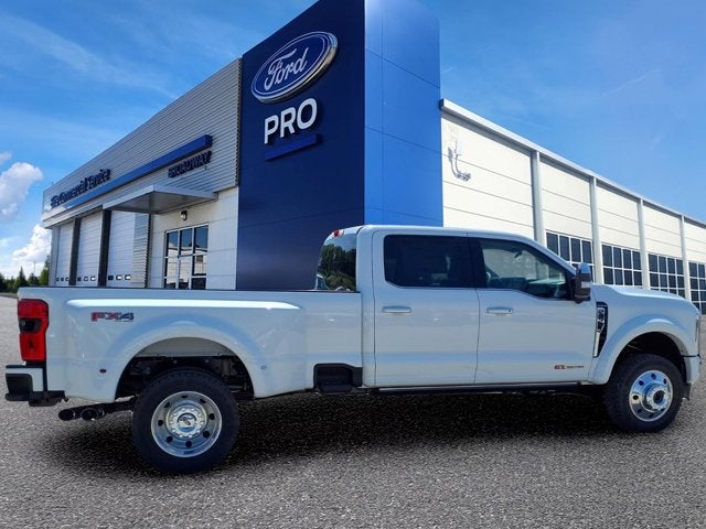 2026 Ford Super Duty F-450 DRW Platinum
