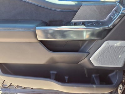 2025 Ford Super Duty F-450 DRW Platinum