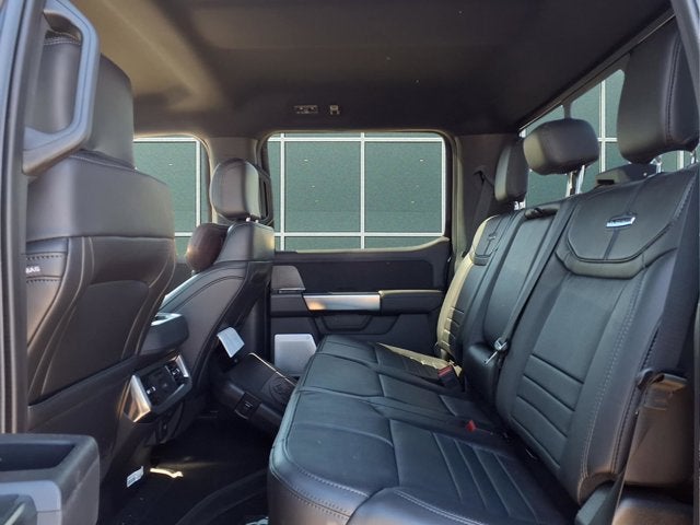 2025 Ford Super Duty F-450 DRW Platinum