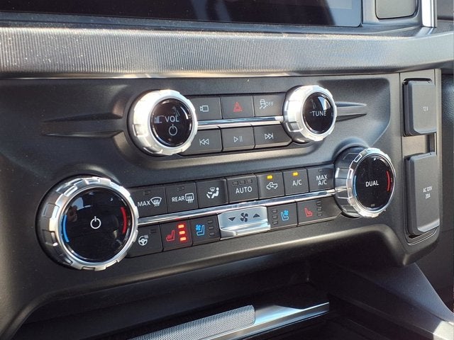 2025 Ford Super Duty F-450 DRW Platinum