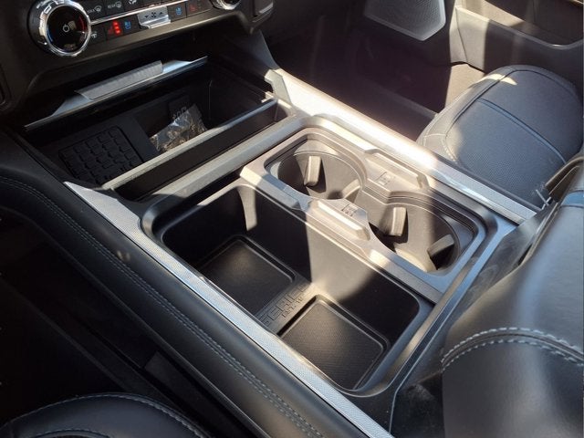 2025 Ford Super Duty F-450 DRW Platinum