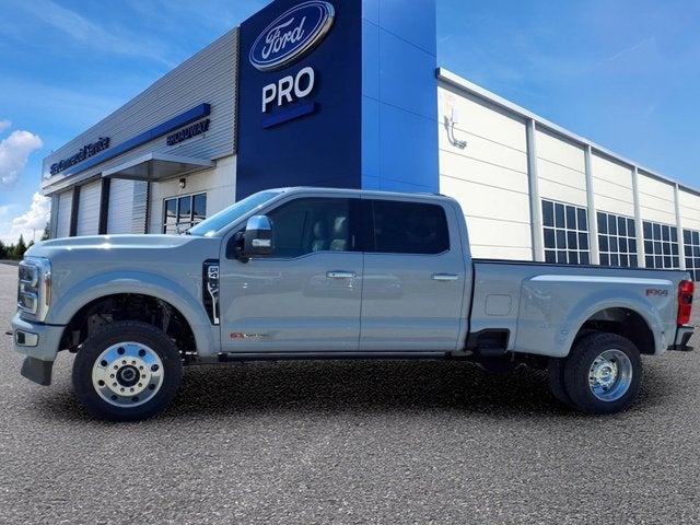 2026 Ford Super Duty F-450 DRW Platinum