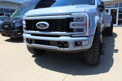2024 Ford Super Duty F-450 DRW Platinum