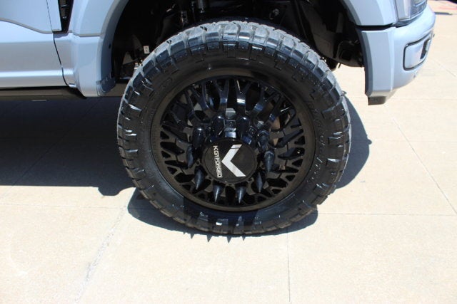 2024 Ford Super Duty F-450 DRW Platinum