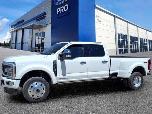 2026 Ford Super Duty F-450 DRW Platinum