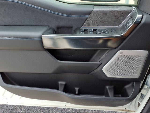 2025 Ford Super Duty F-450 DRW Platinum