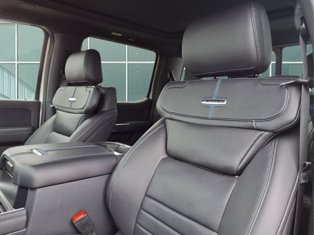 2025 Ford Super Duty F-450 DRW Platinum