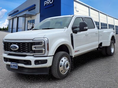 2025 Ford Super Duty F-450 DRW Platinum