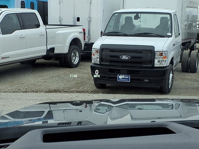 2025 Ford Super Duty F-450 DRW Platinum