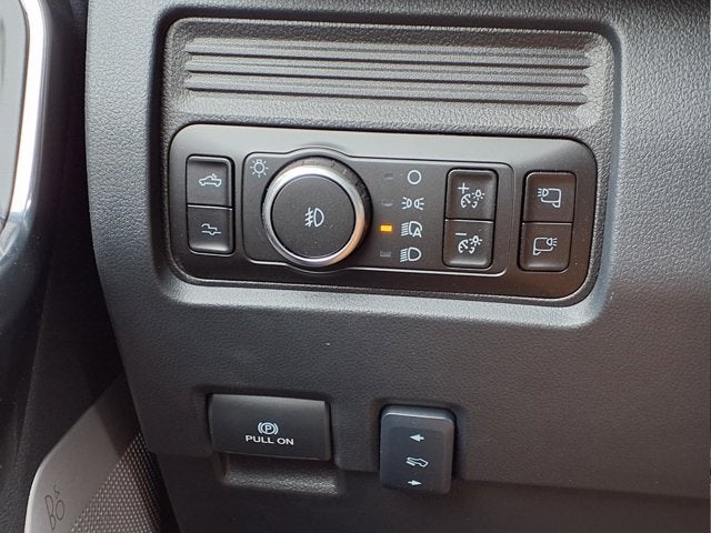 2025 Ford Super Duty F-450 DRW Platinum