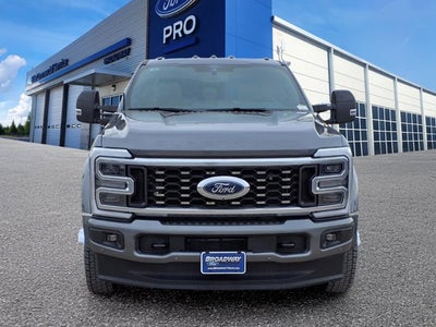 2025 Ford Super Duty F-450 DRW Platinum