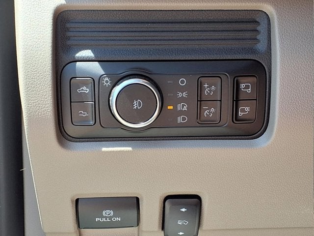 2026 Ford Super Duty F-450 DRW Platinum