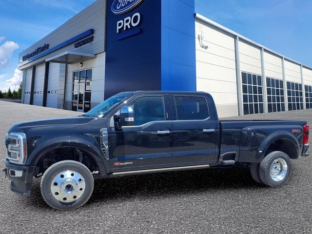 2026 Ford Super Duty F-450 DRW Platinum
