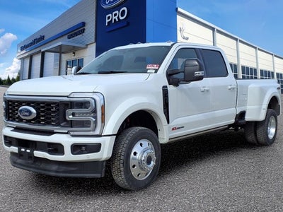 2025 Ford Super Duty F-450 DRW Platinum