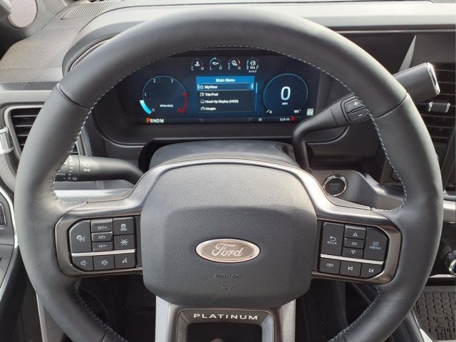 2025 Ford Super Duty F-450 DRW Platinum