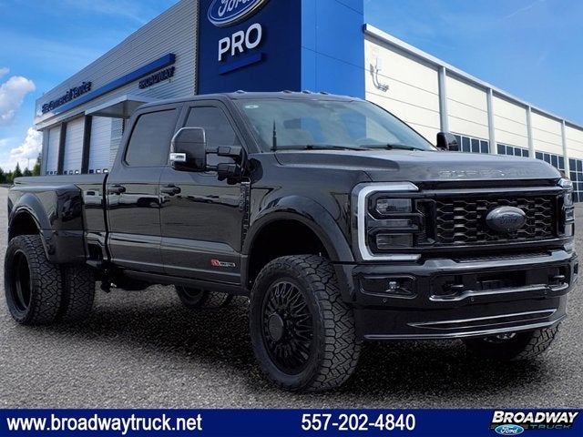 2024 Ford Super Duty F-450 DRW Platinum