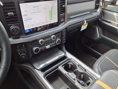 2024 Ford Super Duty F-450 DRW Platinum