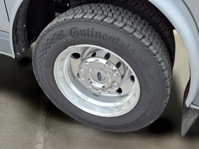 2024 Ford Super Duty F-450 DRW Platinum