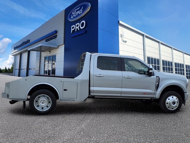 2024 Ford Super Duty F-450 DRW Platinum