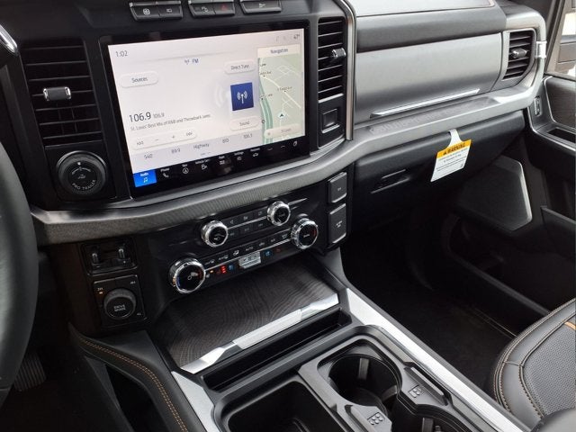 2024 Ford Super Duty F-450 DRW Platinum