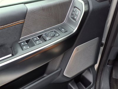 2024 Ford Super Duty F-450 DRW Platinum