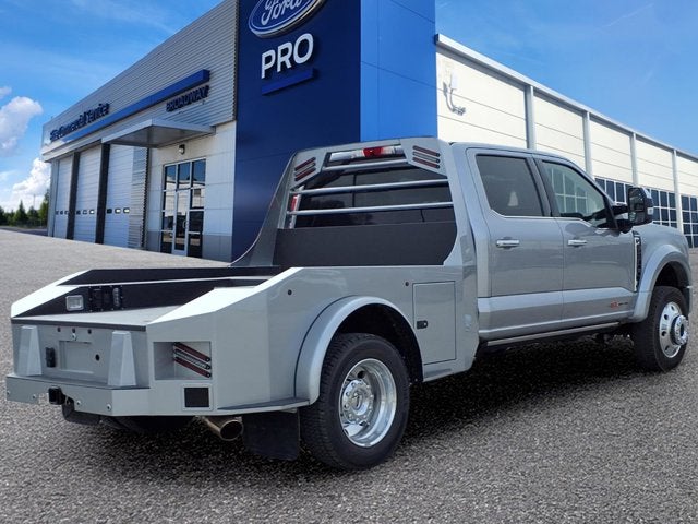 2024 Ford Super Duty F-450 DRW Platinum