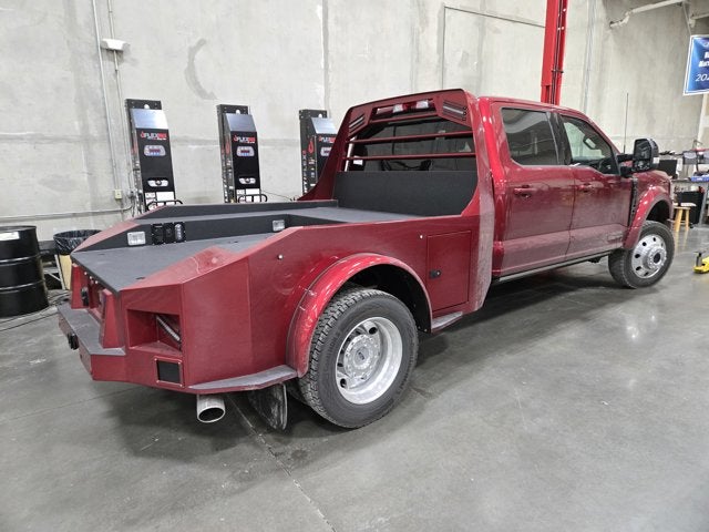 2025 Ford Super Duty F-450 DRW Platinum