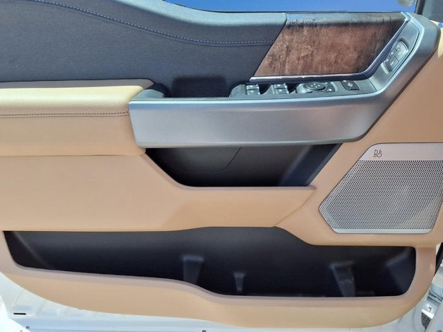2026 Ford Super Duty F-450 DRW Lariat