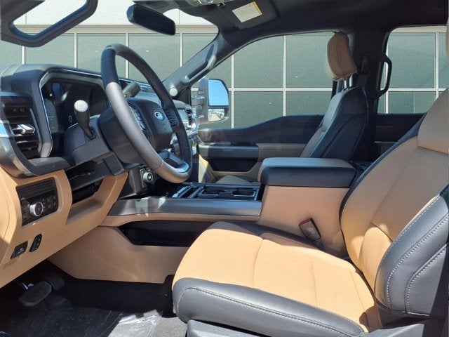 2026 Ford Super Duty F-450 DRW Lariat