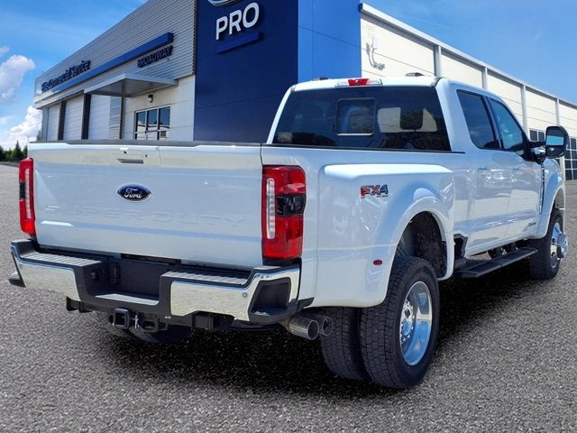 2026 Ford Super Duty F-450 DRW Lariat