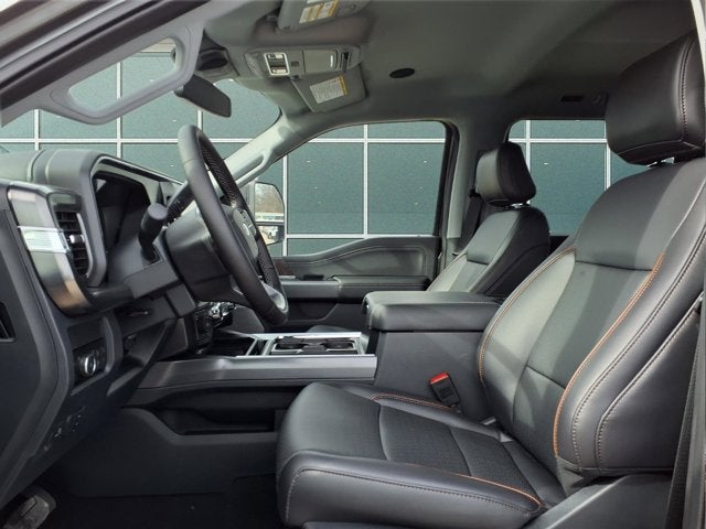 2025 Ford Super Duty F-450 DRW LARIAT