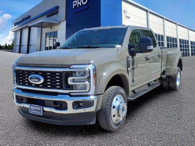 2026 Ford Super Duty F-450 DRW Lariat