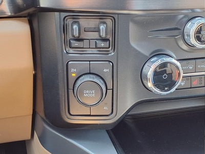 2026 Ford Super Duty F-450 DRW Lariat